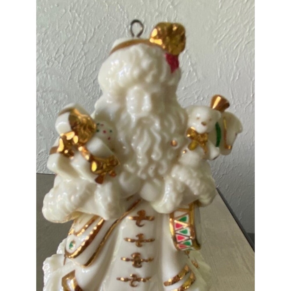 Vintage porcelain Santa Claus ornament with music box - Picture 2 of 6